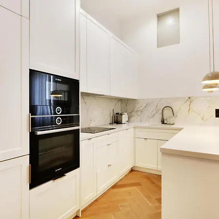 Pick A Flat's In Louvre - Rue Saint-hyacinthe * Paris