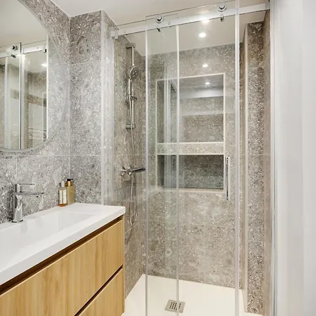 Apartment Pick A Flat's In Louvre - Rue Saint-hyacinthe